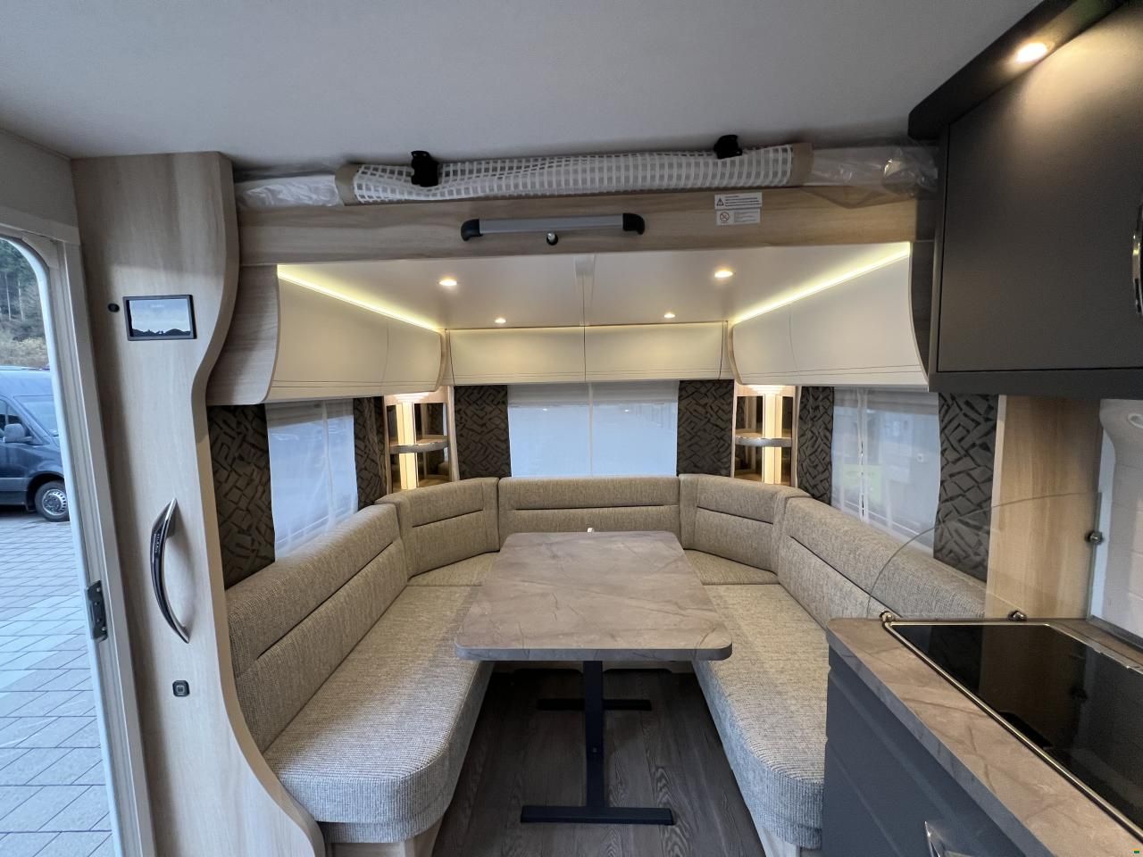 Hobby 515 UHK De Luxe