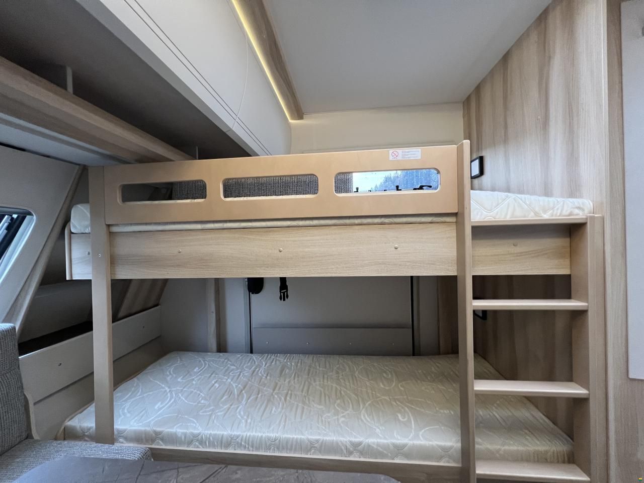 Hobby 515 UHK De Luxe