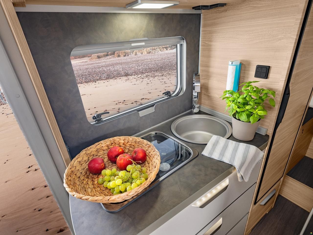 Knaus VAN TI PLUS 650MEG