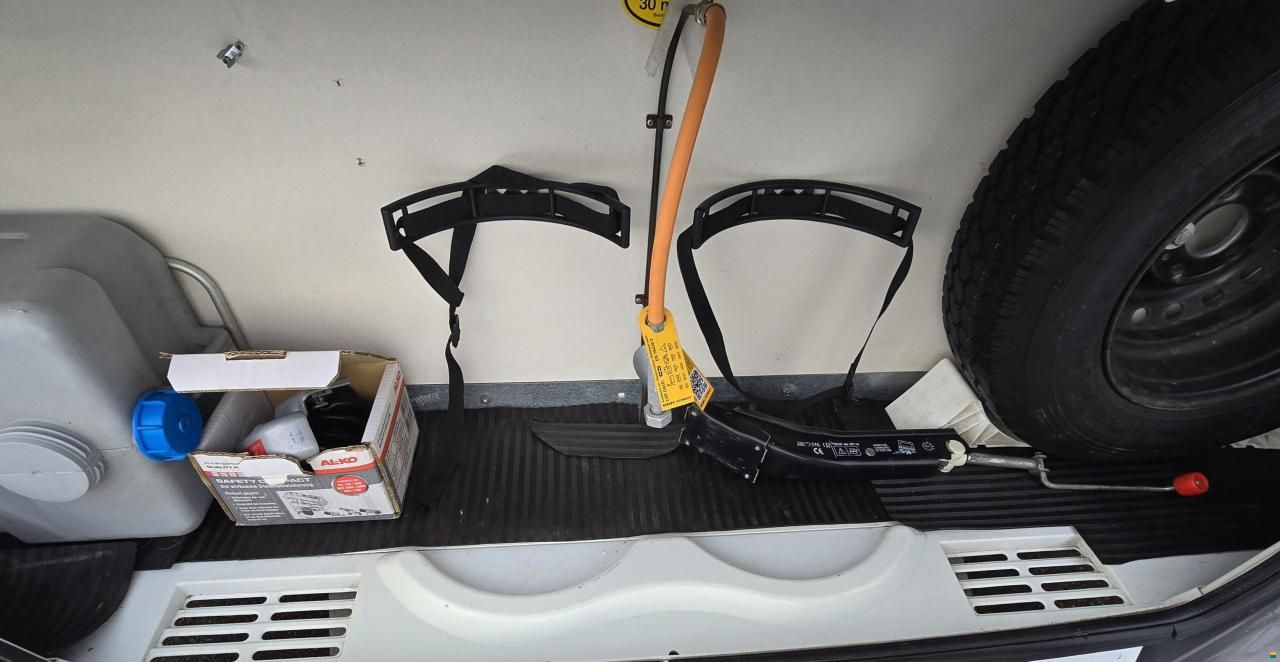 Knaus SÜDWIND 500 FDK