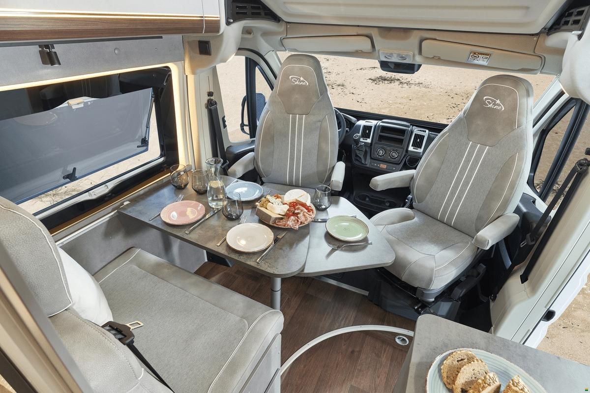 Pössl SUMMIT SHINE 640