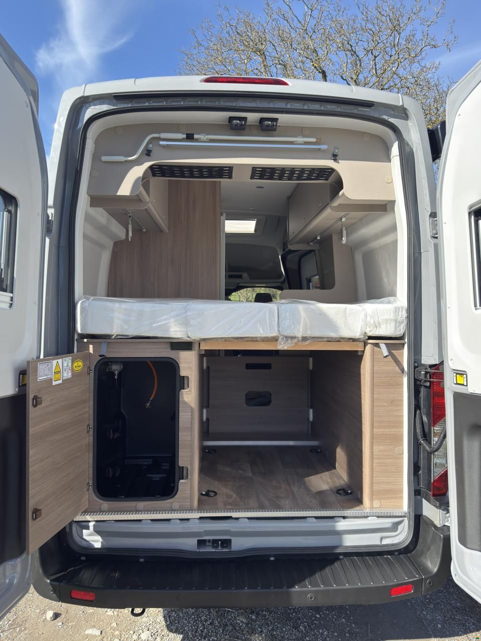 Carado Edition25 CV Ford 590 4x4