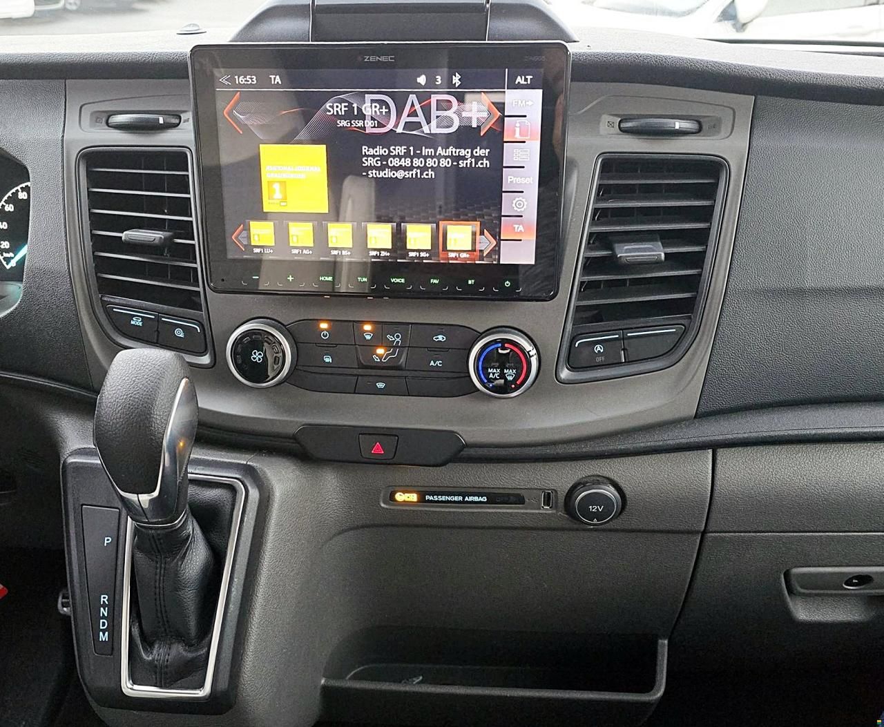 Challenger 260 GRAPHITE PREMIUM 2.0 TDCI AUTOMAT