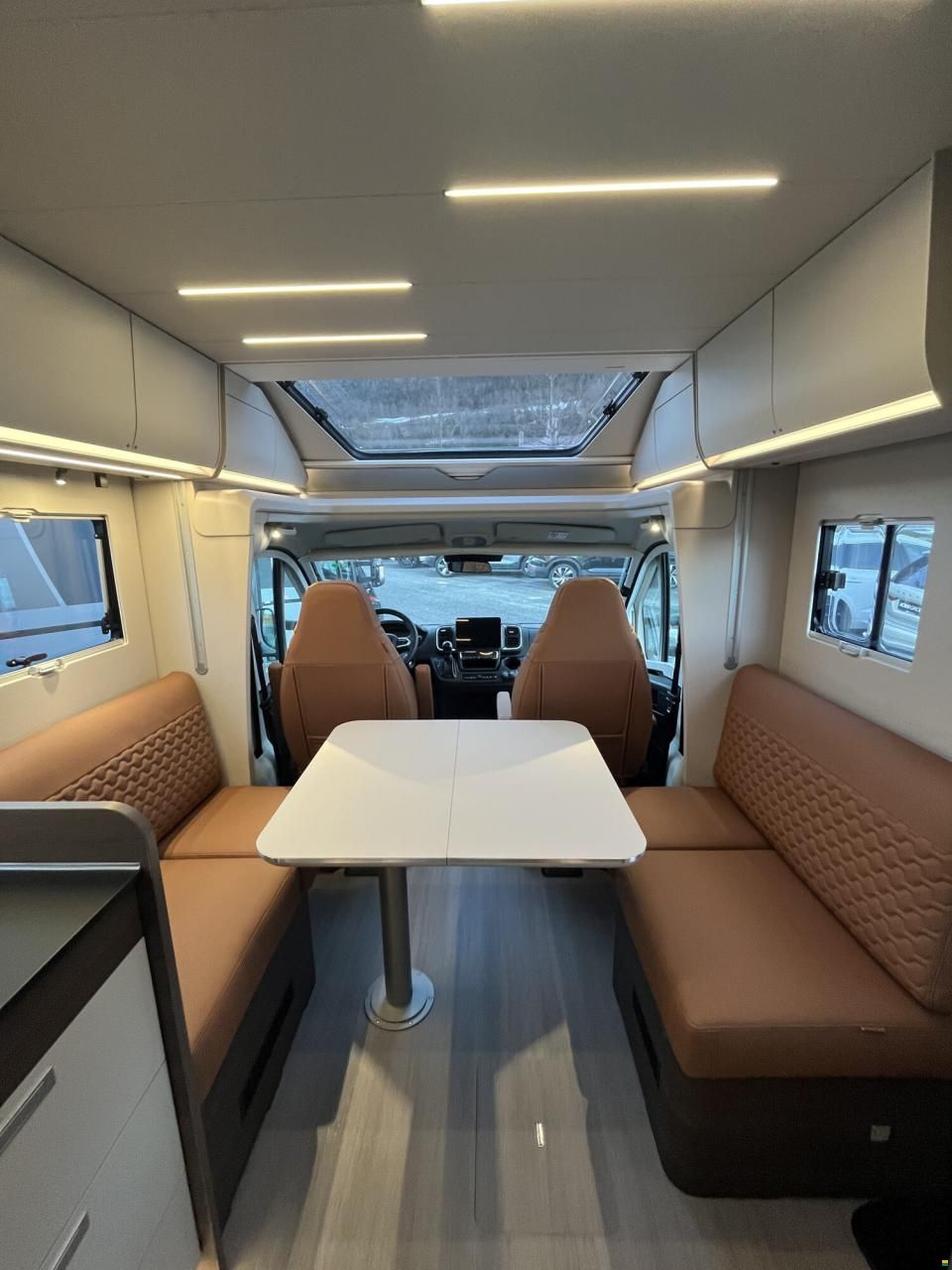 Adria Matrix Supreme 670 DC