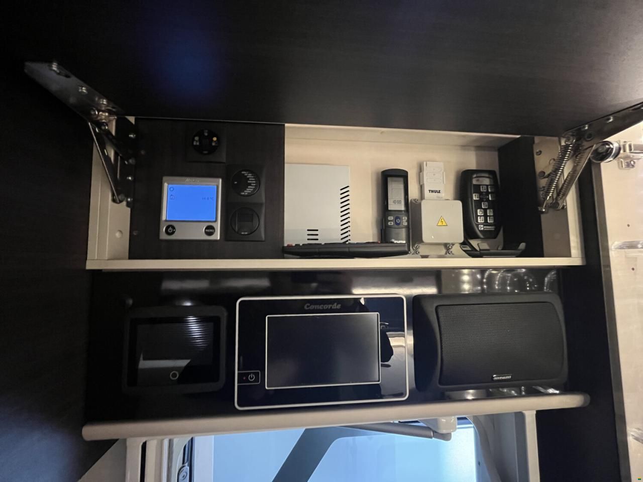 Concorde Charisma 900 L