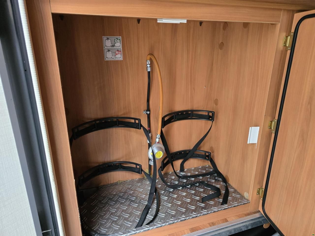 Hymer EXIS-I EX 688 2.3 MJ