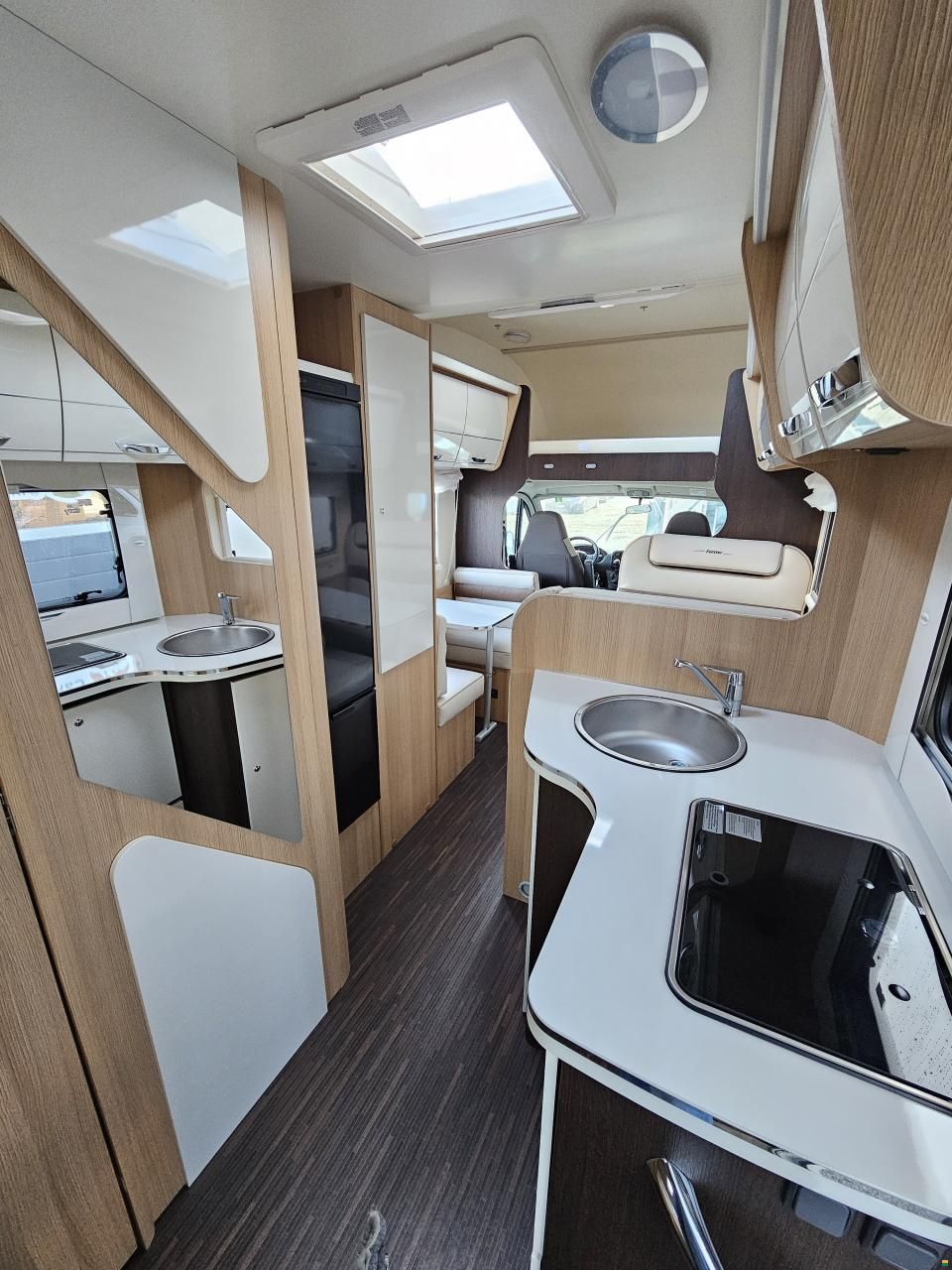 Forster-Reisemobile A 699 vb mit 7 Plätzer, Automat!