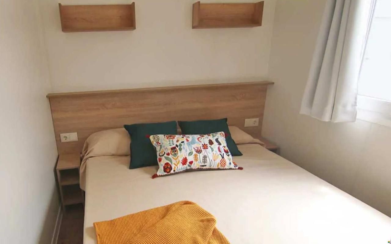 Nidify Santorini 863