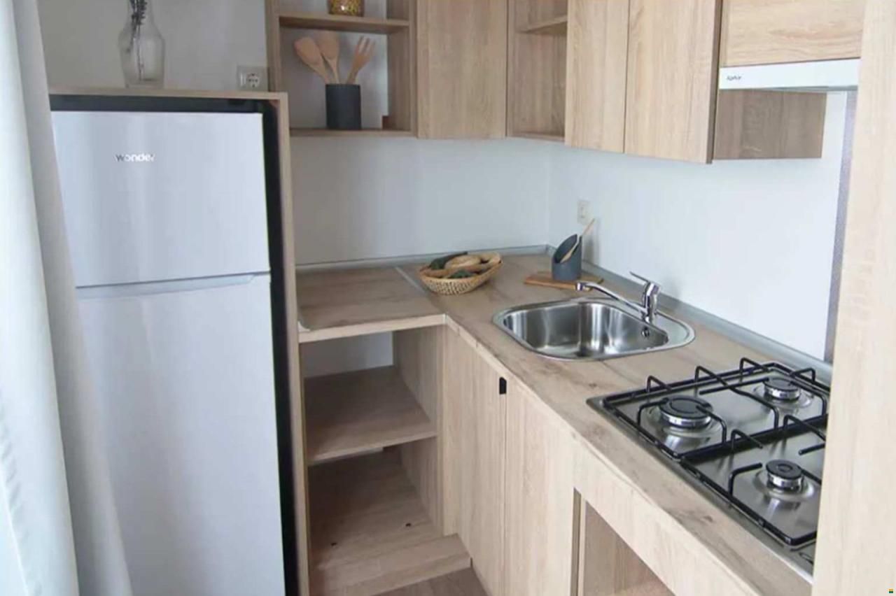 Nidify Santorini 863