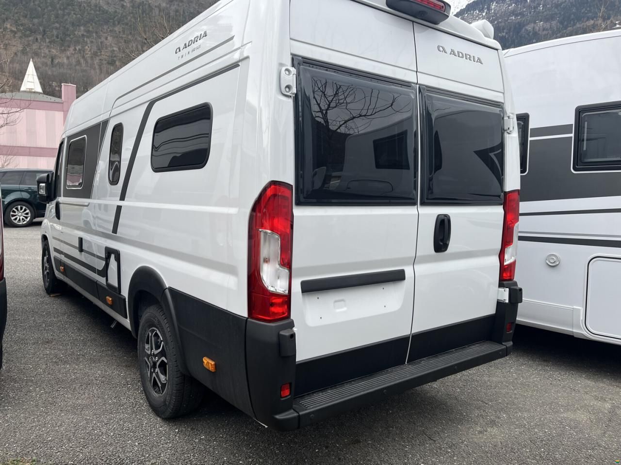 Adria Twin 640 SGX