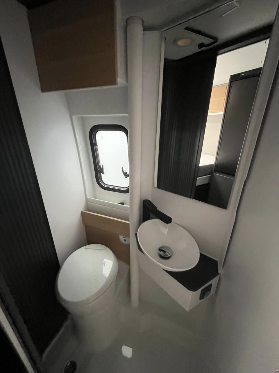 Adria Twin 640 SGX