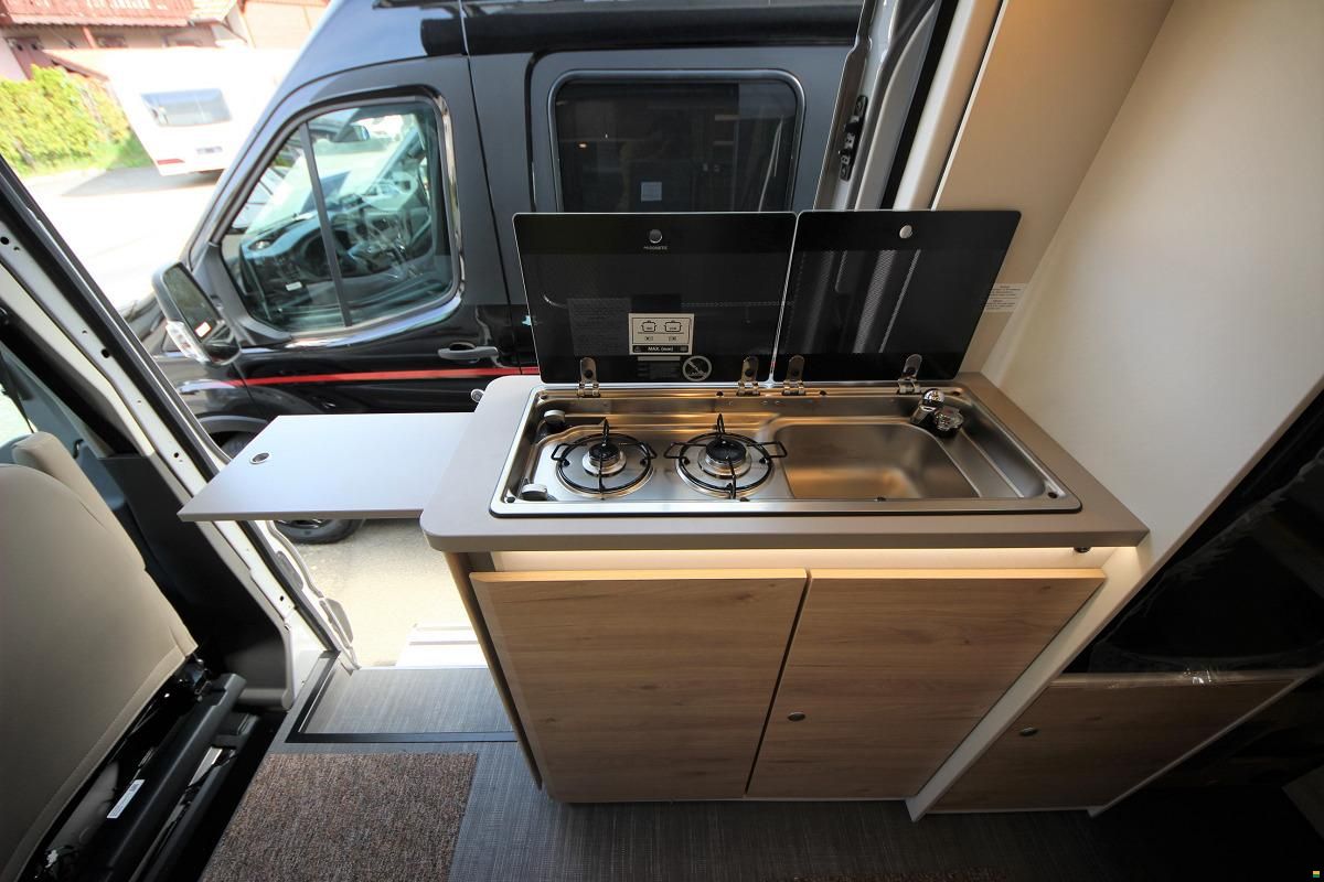 Dethleffs Globetrail Ford 590 CVD 90 Years