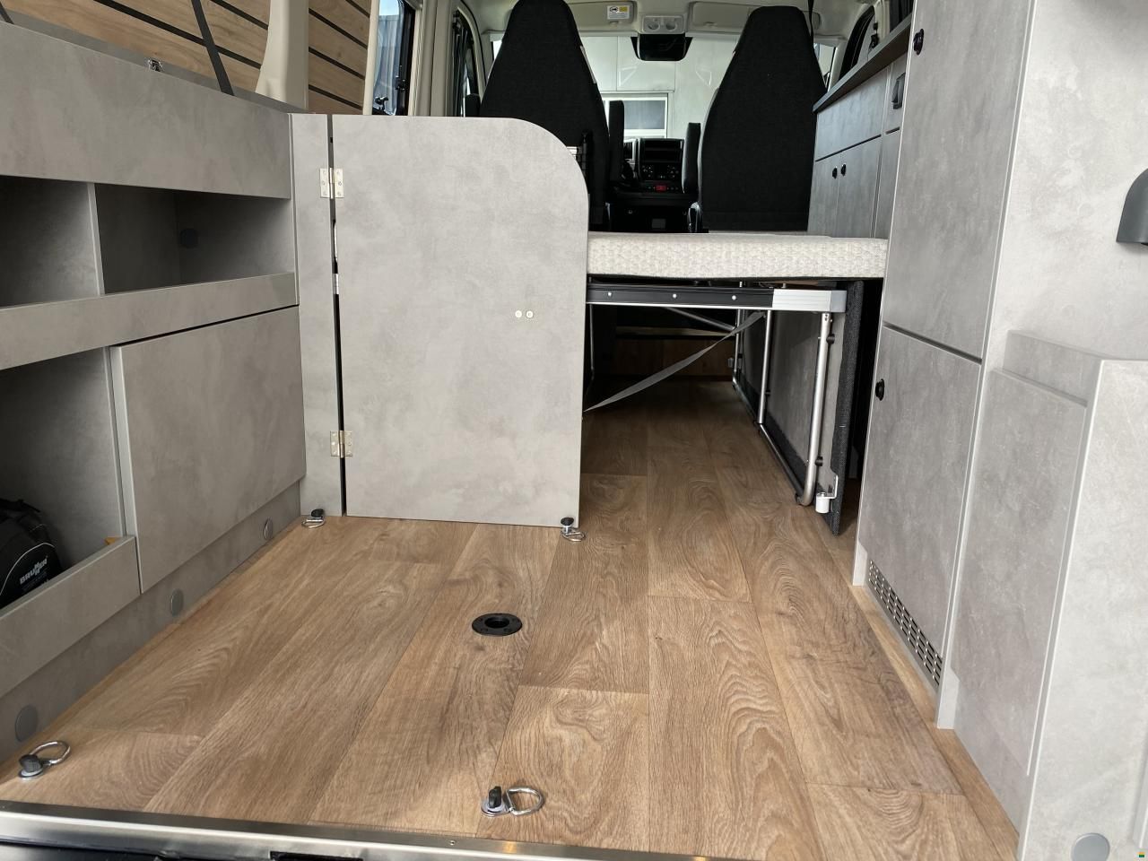 Crosscamp CamperVan Flex 541 3.5t L2H2 2.2 TD 165