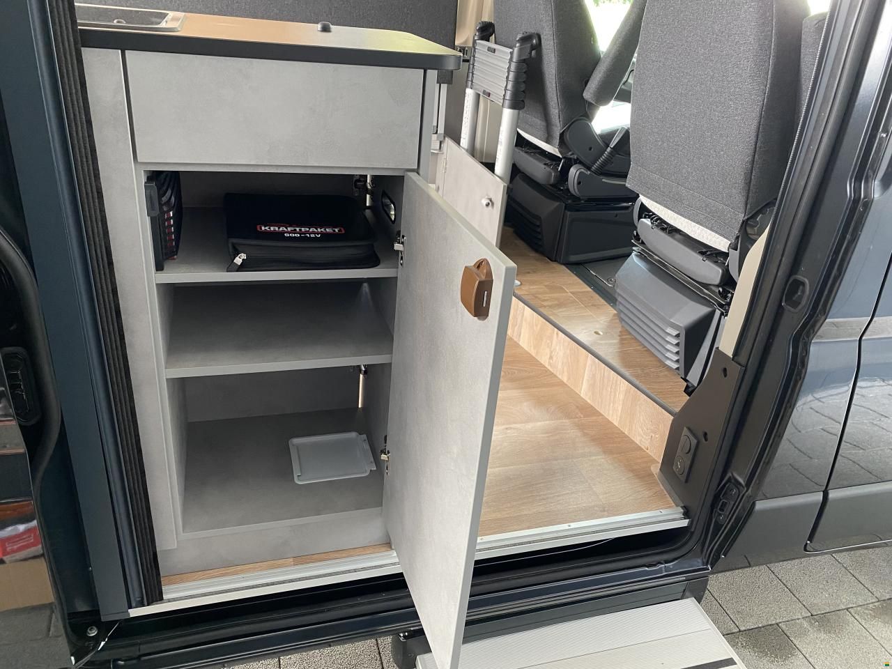 Crosscamp CamperVan Flex 541 3.5t L2H2 2.2 TD 165