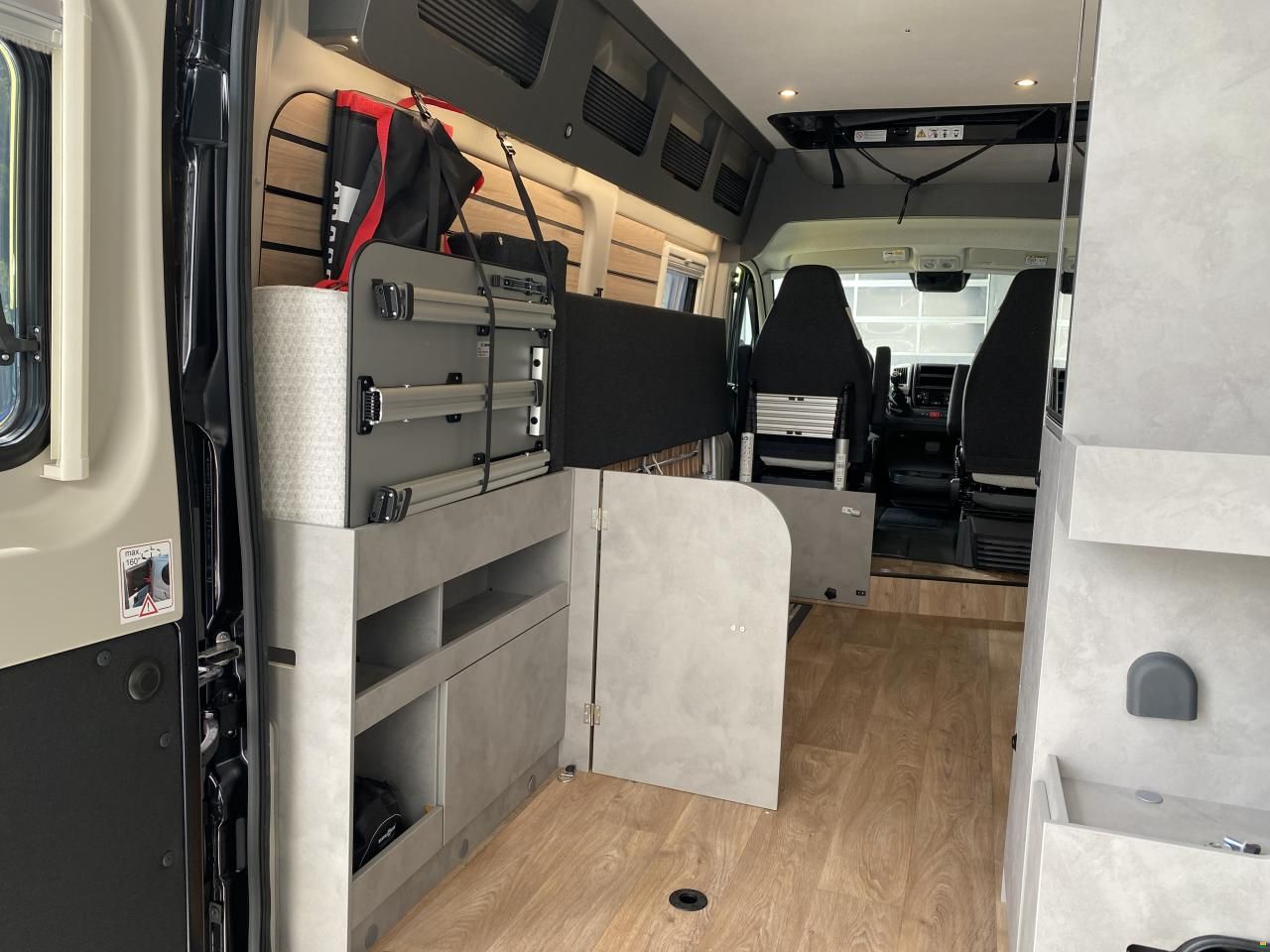 Crosscamp CamperVan Flex 541 3.5t L2H2 2.2 TD 165