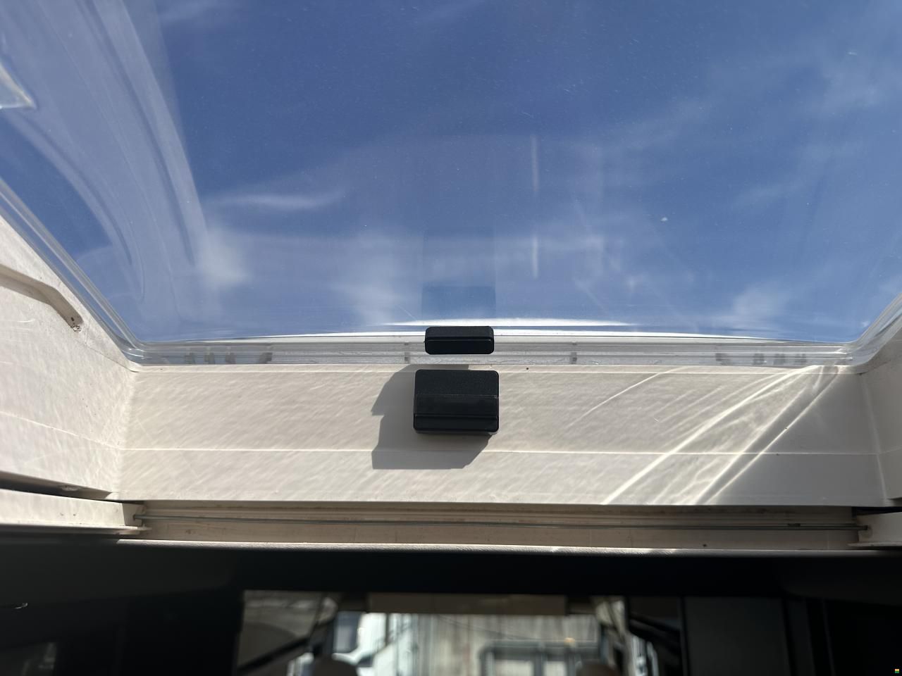 Concorde Charisma 900L