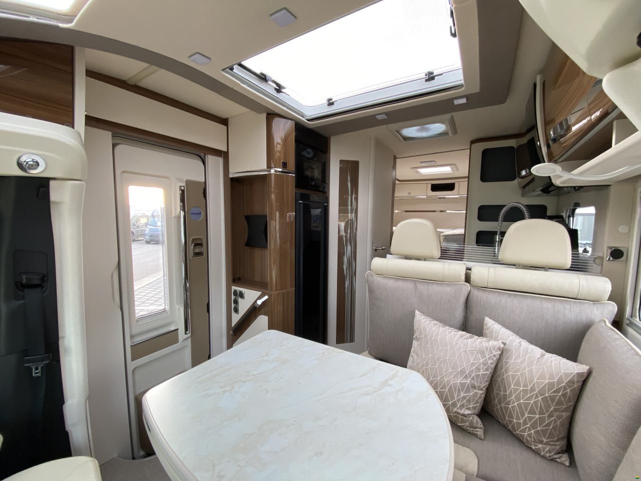 Eura Mobil Contura CT 716 EB