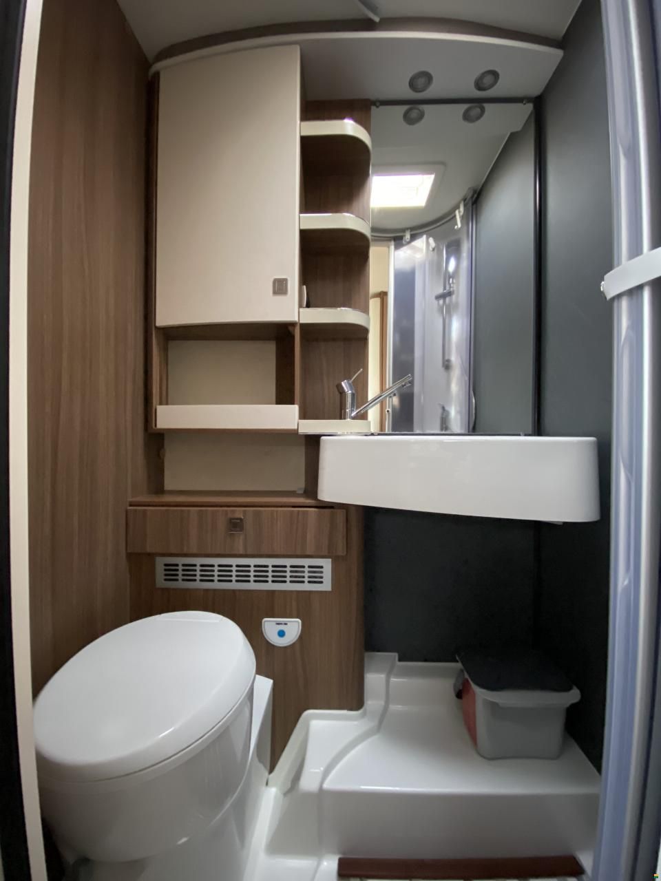 Eura Mobil Contura CT 716 EB