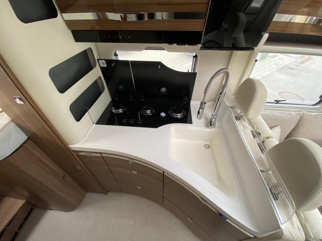 Eura Mobil Contura CT 716 EB