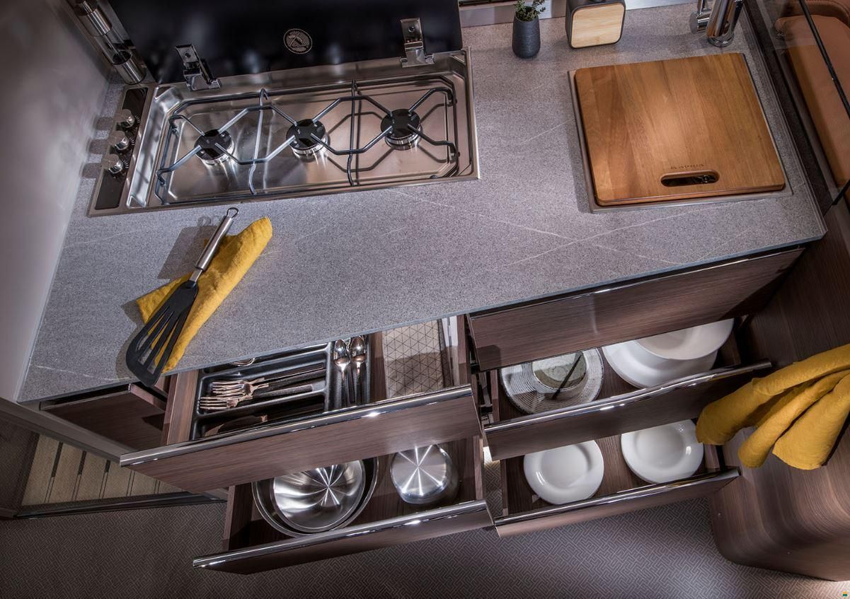 Adria SUPERSONIC 890 LL