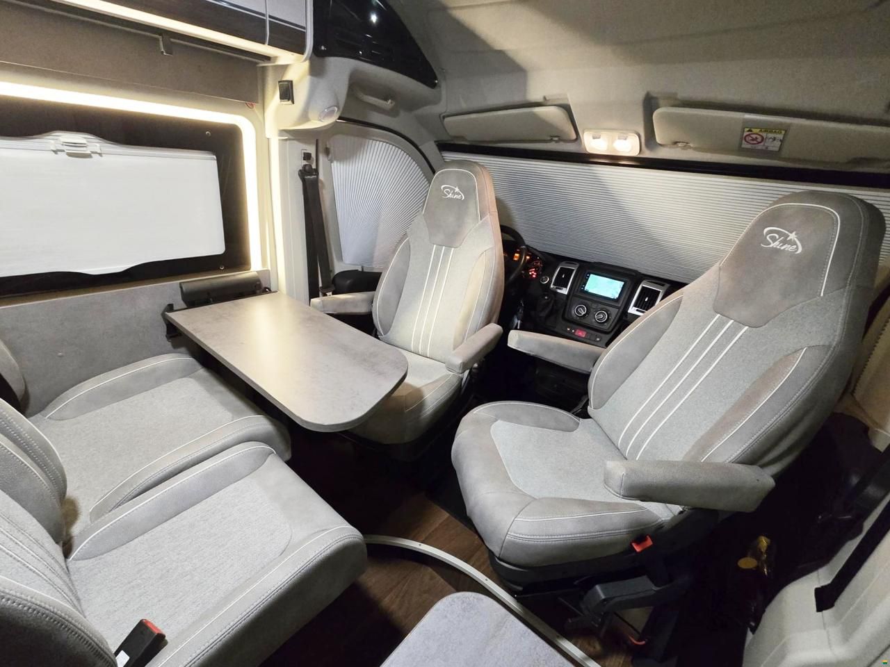 Pössl SUMMIT SHINE 540 2.2 HDI