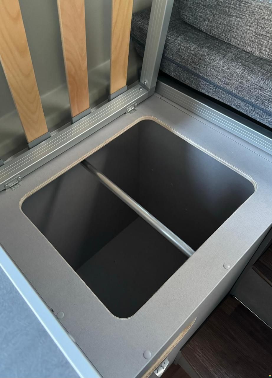 Pössl Summit 600 L Shine *Längsbetten*