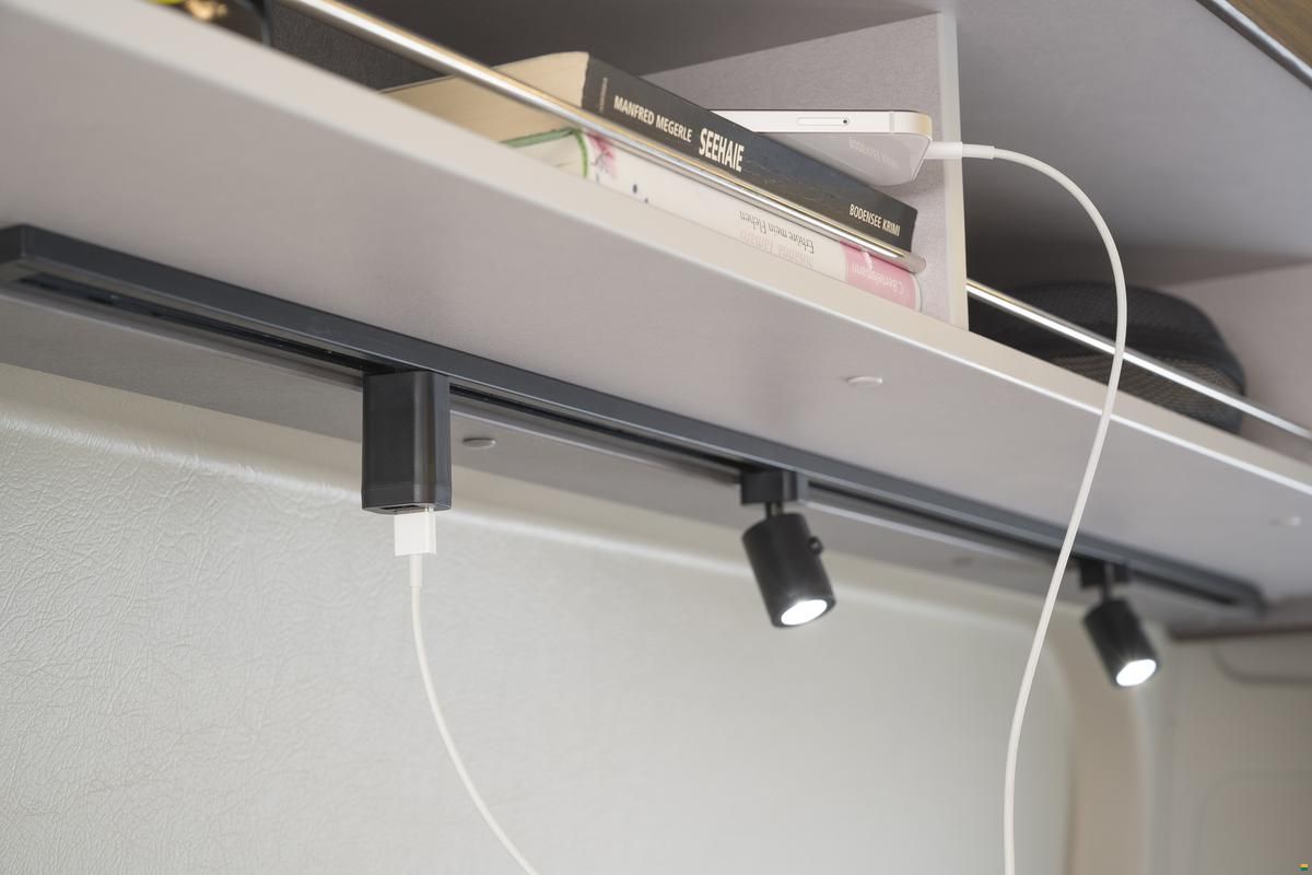 Pössl Summit 600 L Shine *Längsbetten*