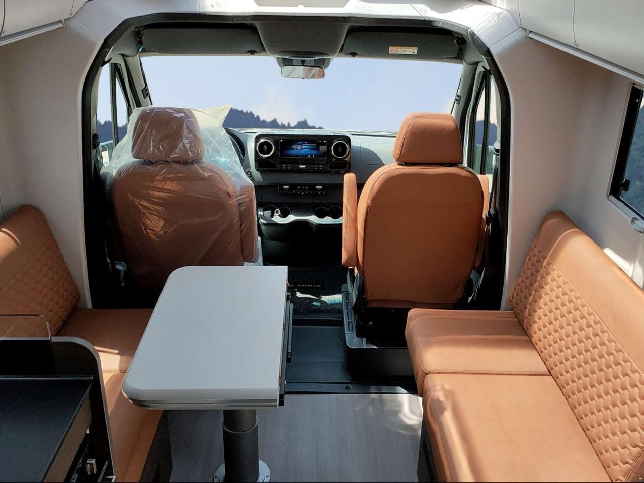 Adria Coral Supreme MB 670 DL