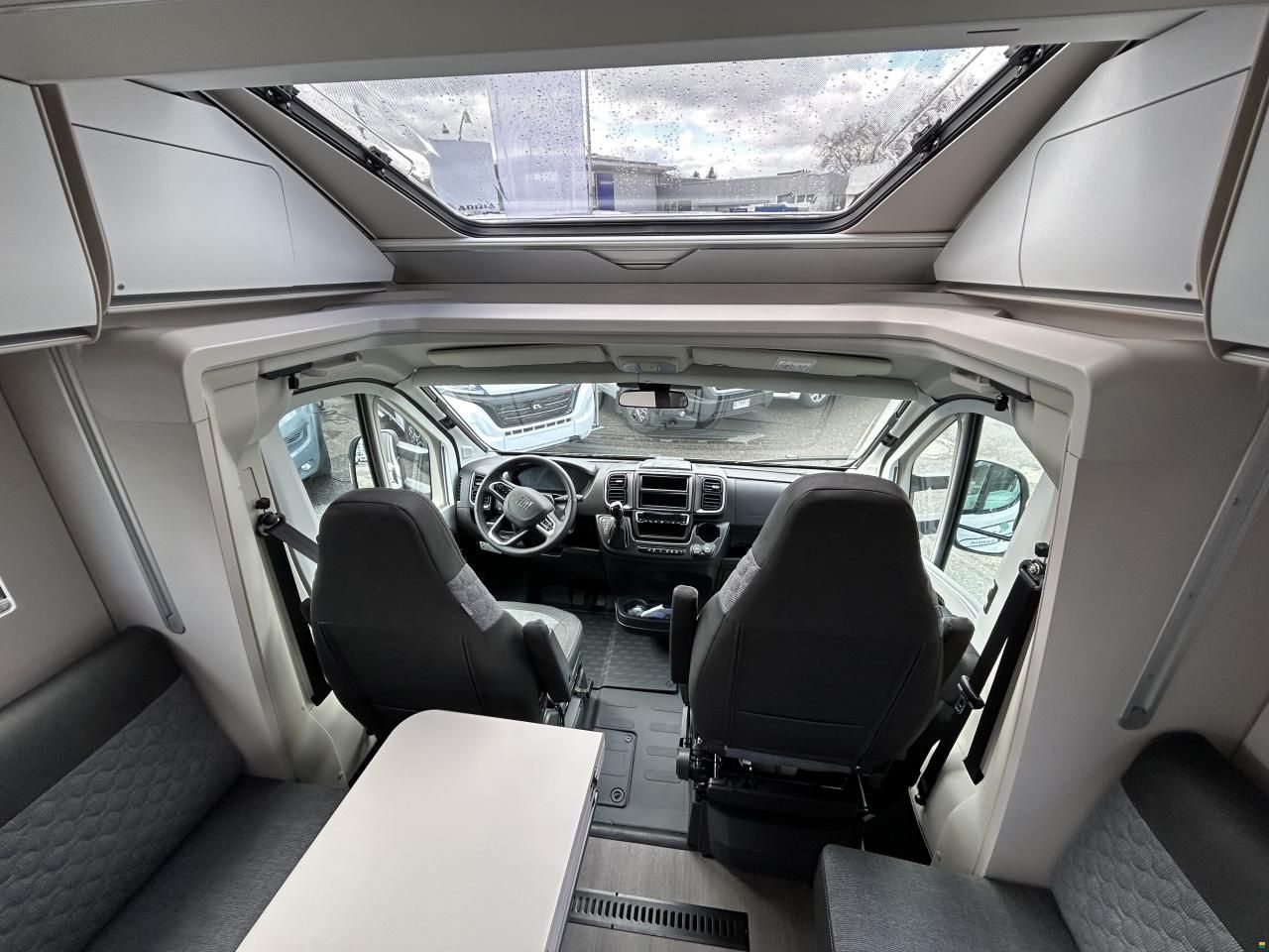 Adria Matrix Plus 670 DL