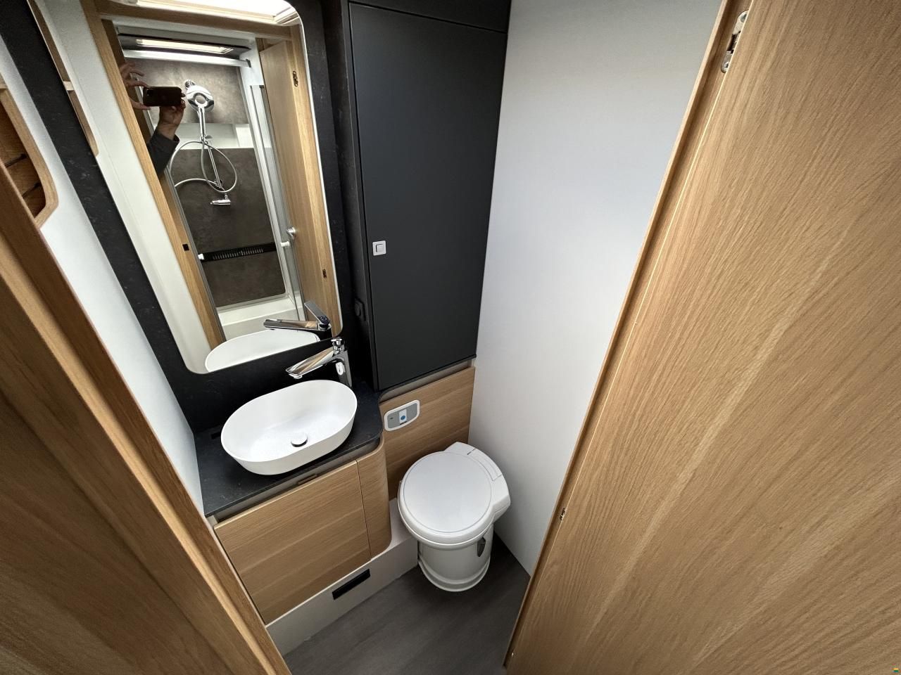 Adria Matrix Plus 670 DL