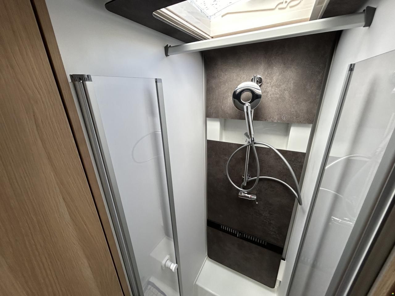 Adria Matrix Plus 670 DL