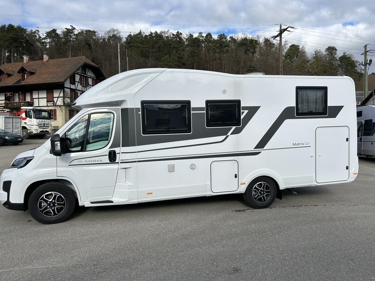 Adria Matrix Plus 670 SL