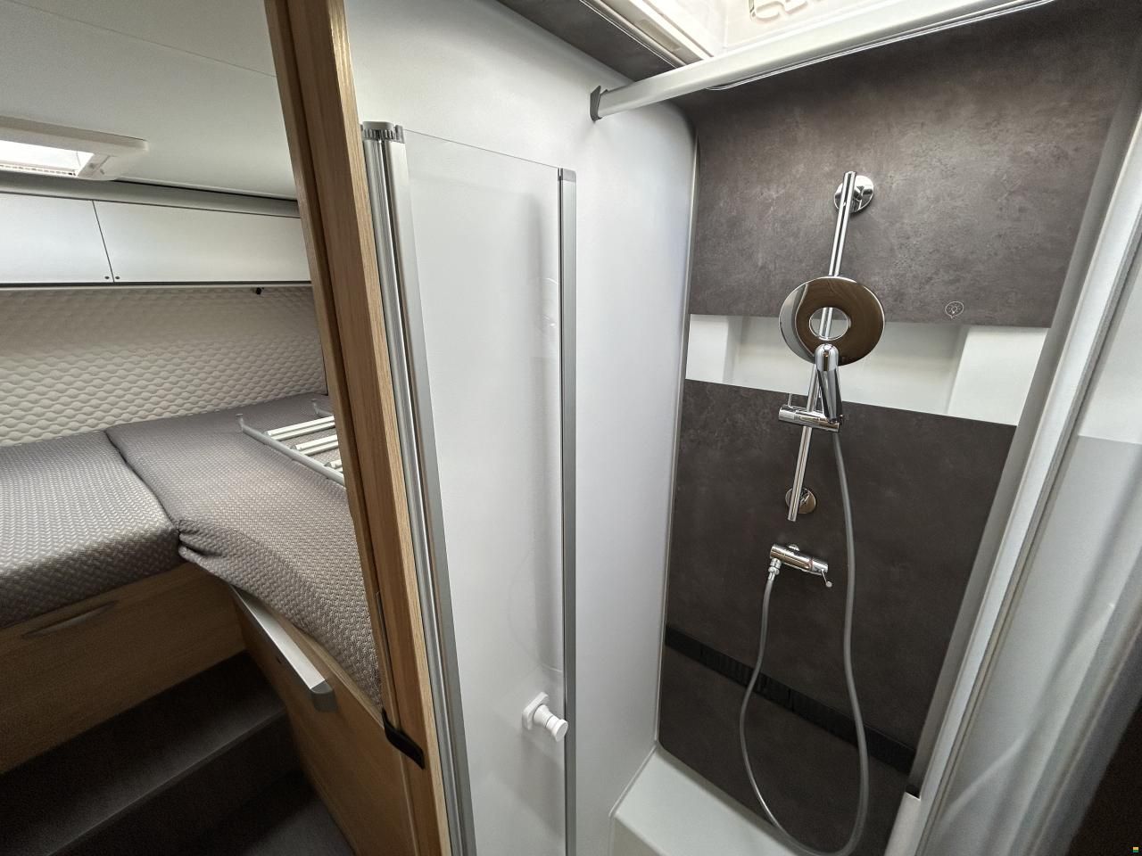 Adria Matrix Plus 670 SL