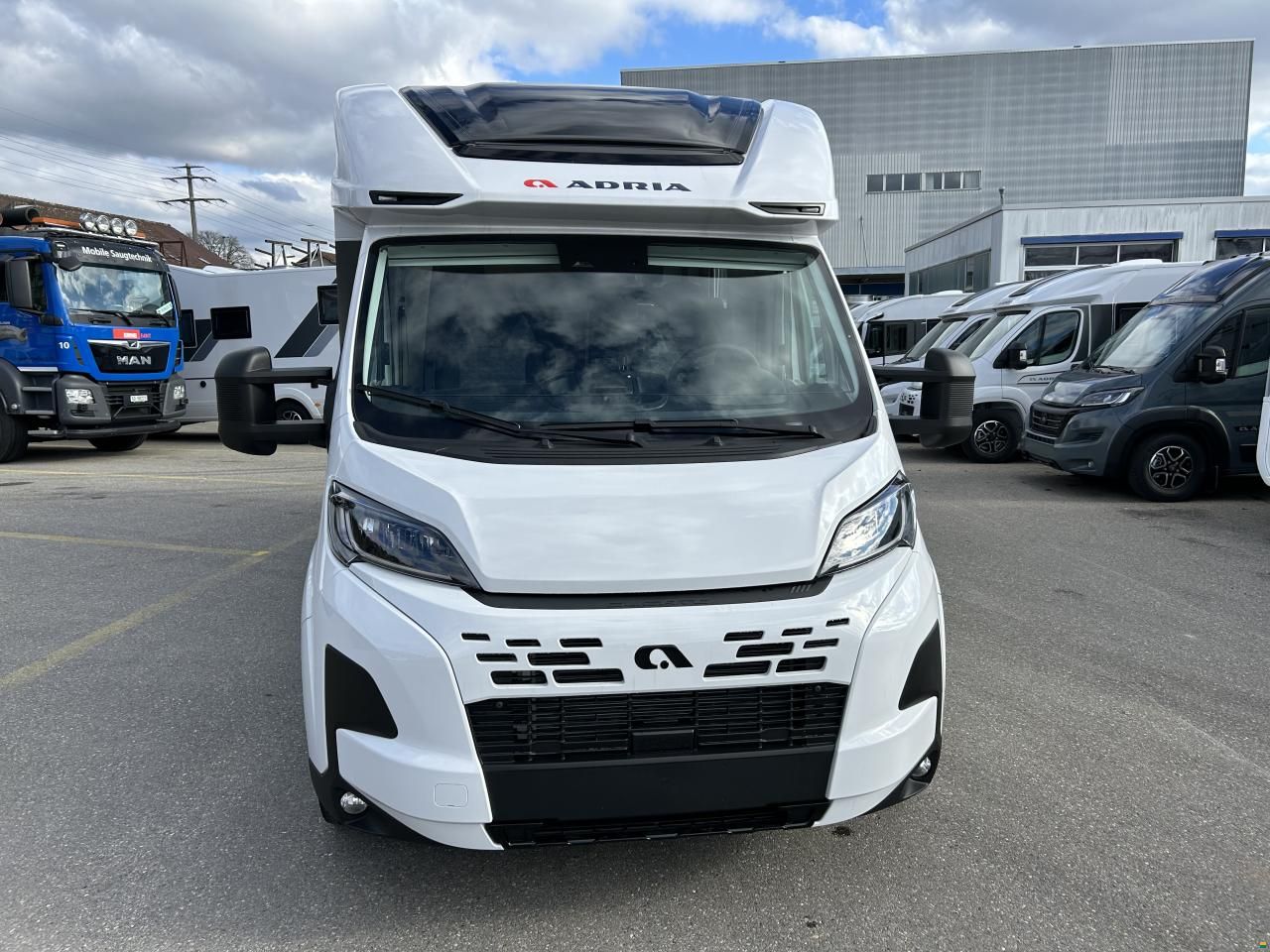 Adria Matrix Plus 670 SL