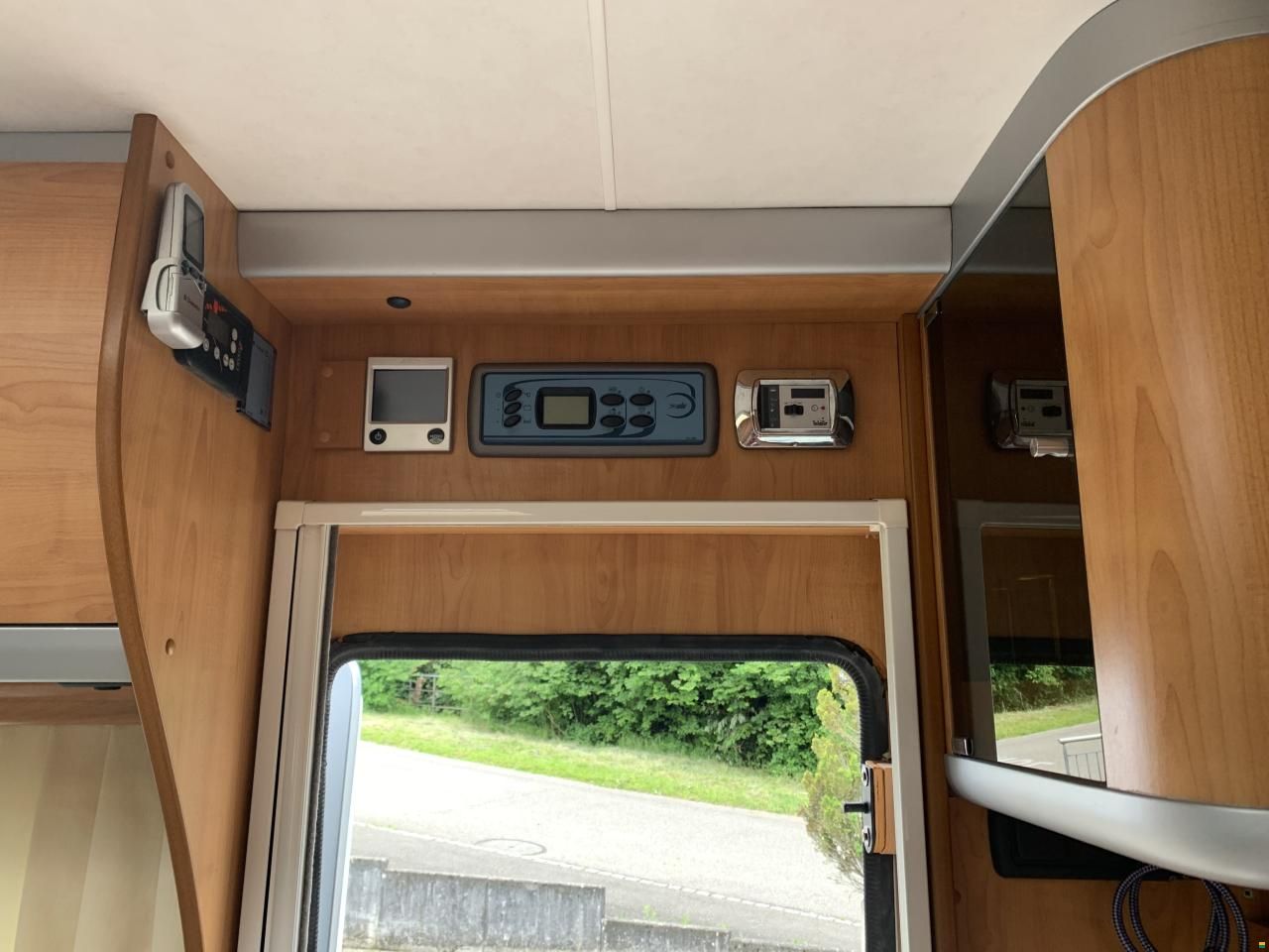 Mercedes Benz Starliner