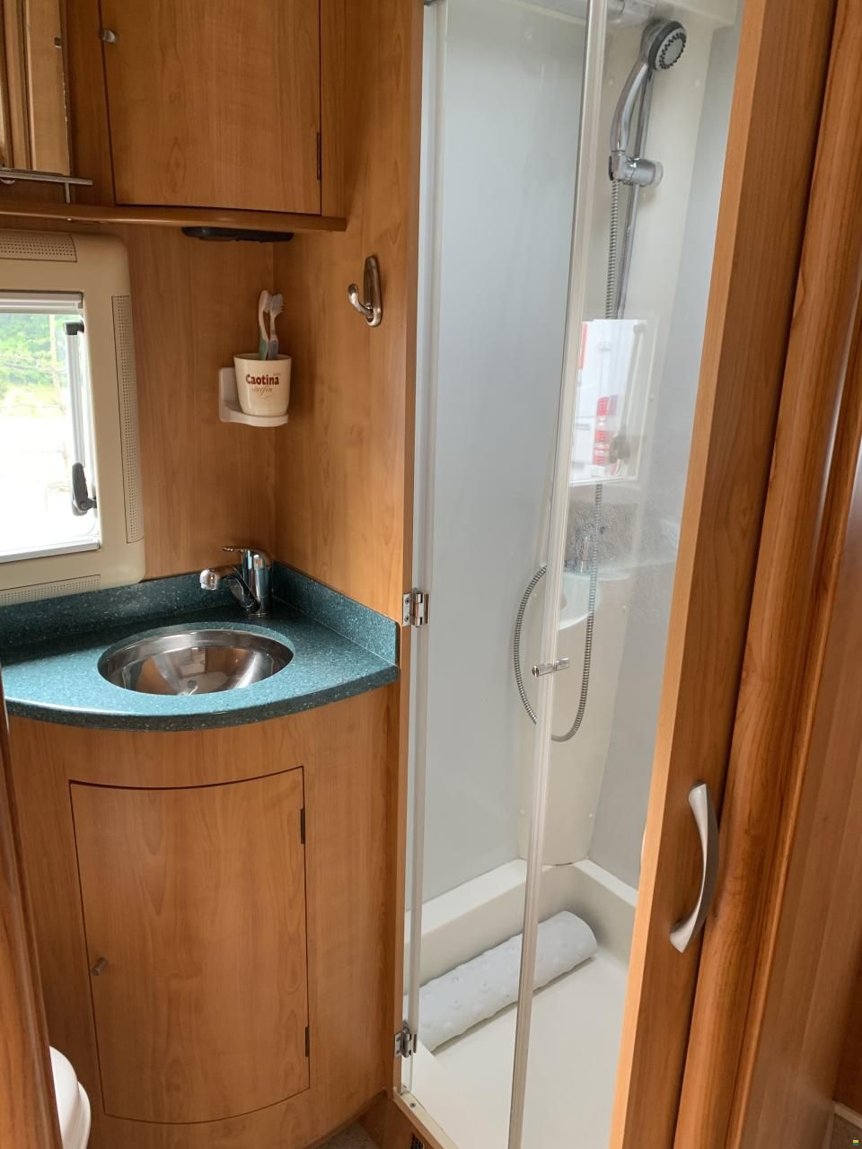 Mercedes Benz Starliner