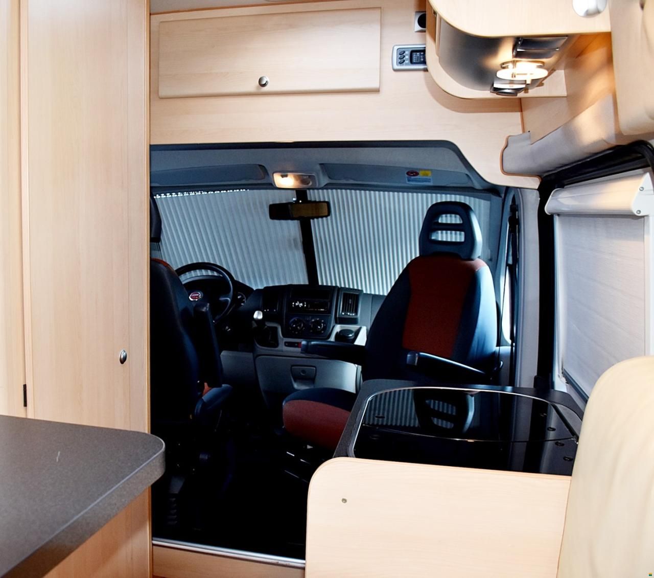 Knaus BOX STAR 500 3.0 DIESEL AUTOMAT H3