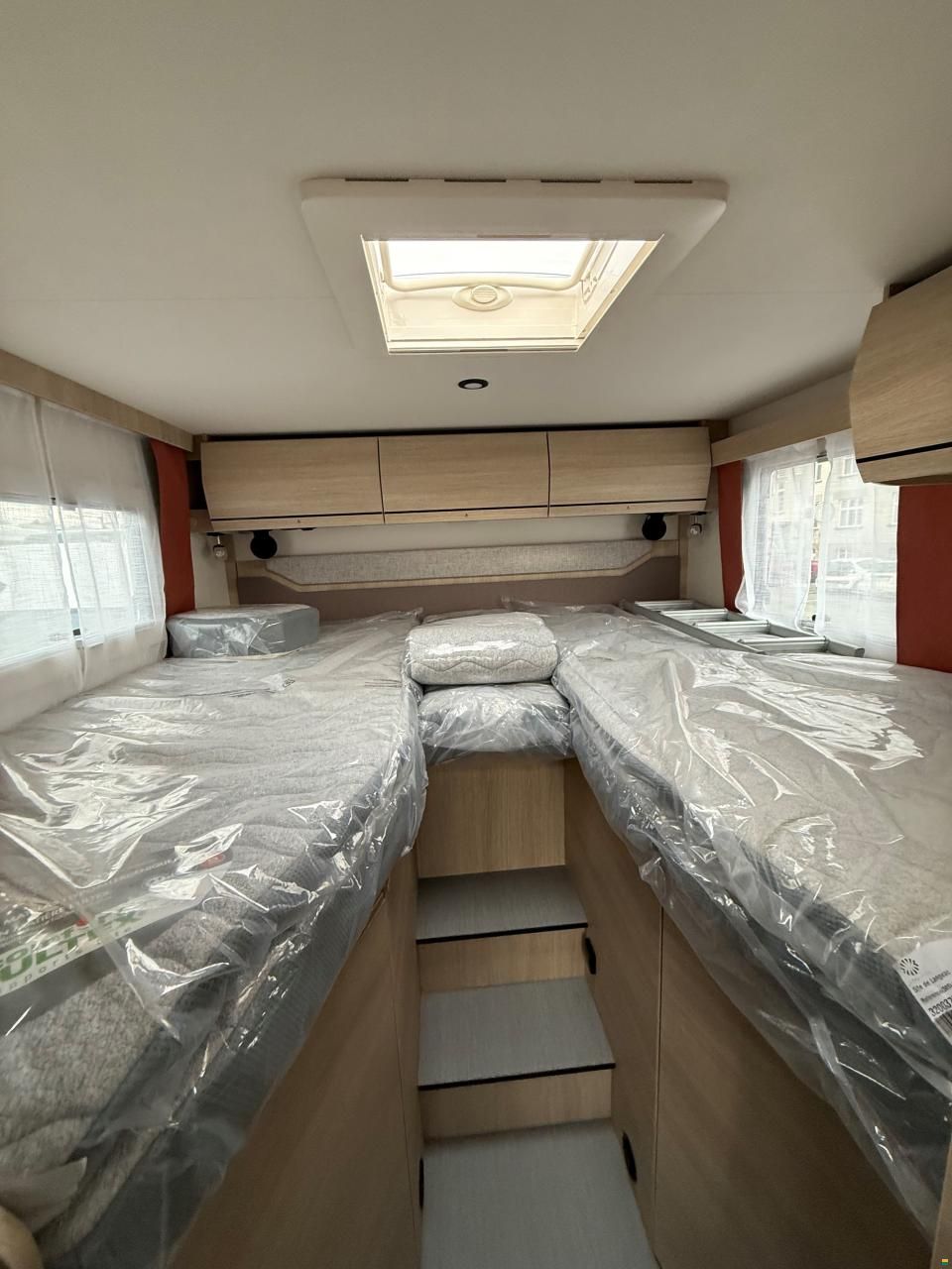 Rapido COMPACT C55 Night Edition