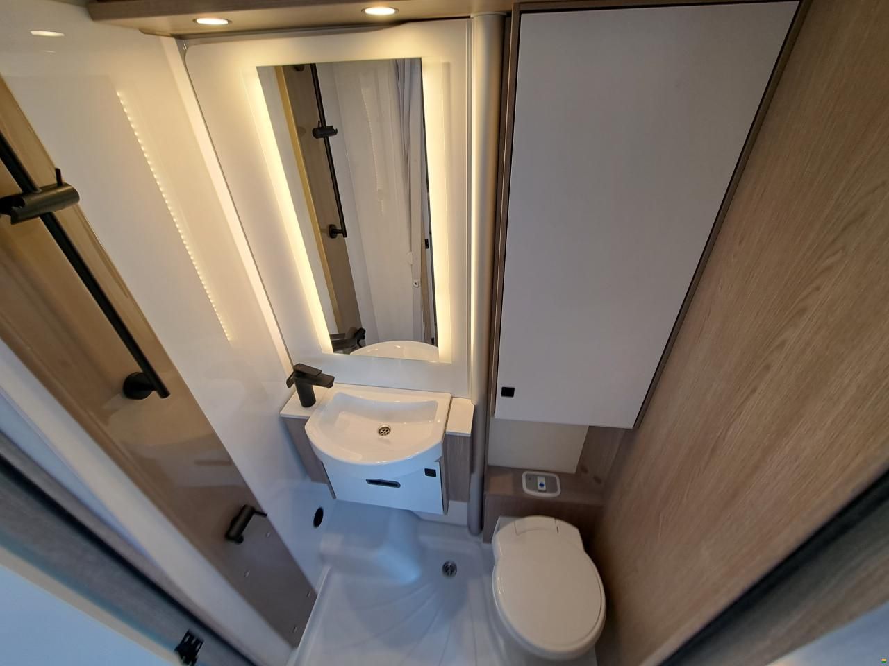 Bürstner Lyseo Time Skyline T 690 G