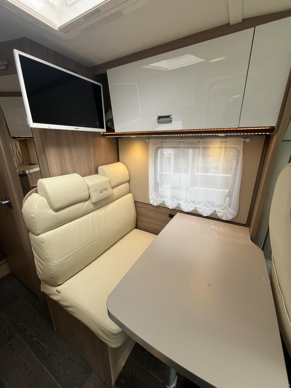 Laika Kosmo Compact 9