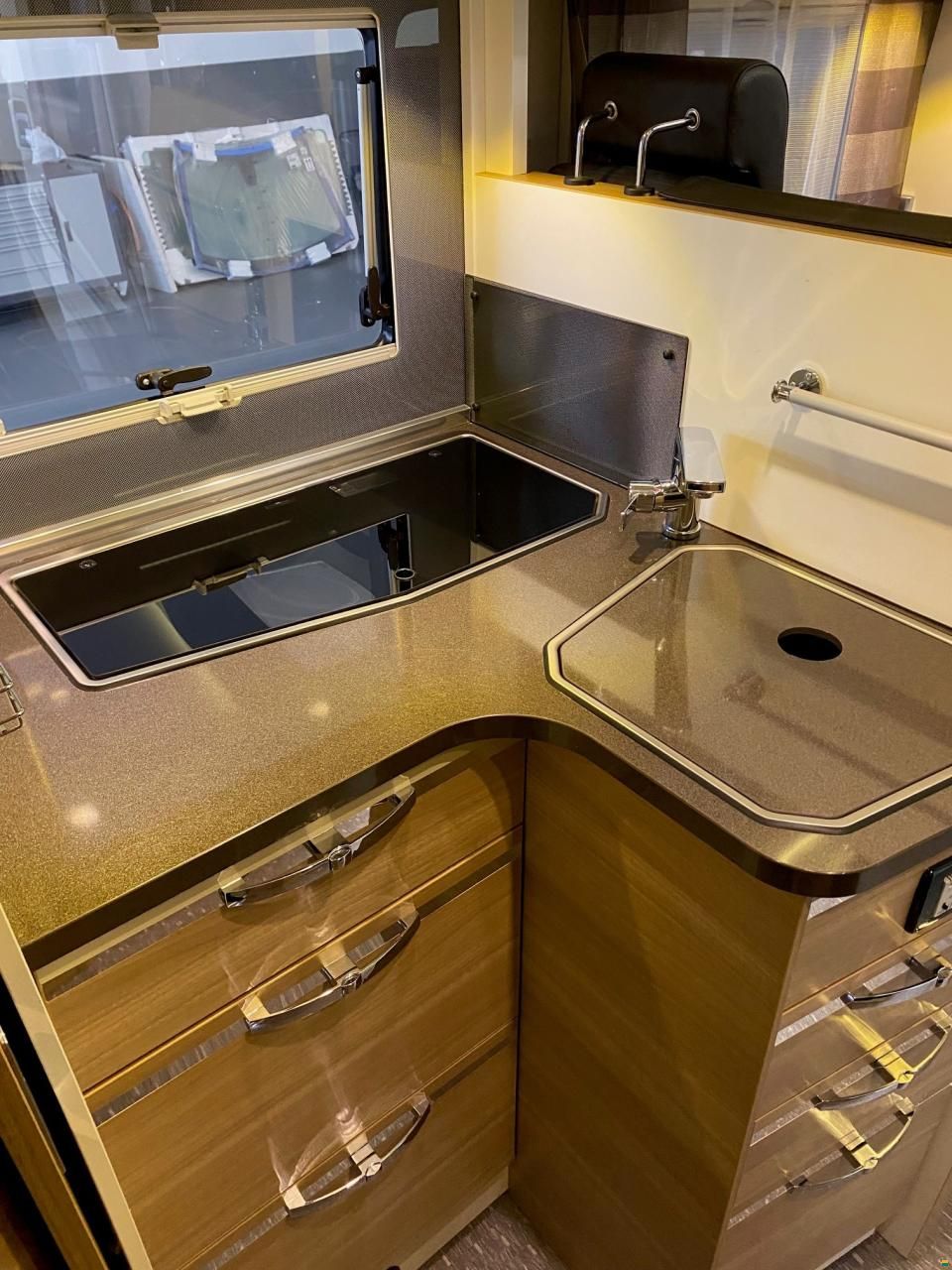 Adria CORAL PLUS S 600 SC