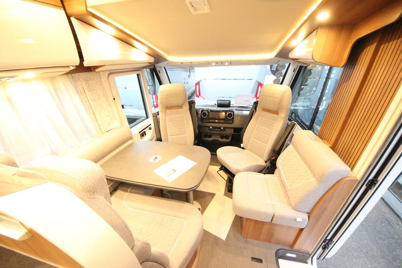 Carthago c2-tourer I Mercedes 147 RB-LE "L" comfort 4.2t