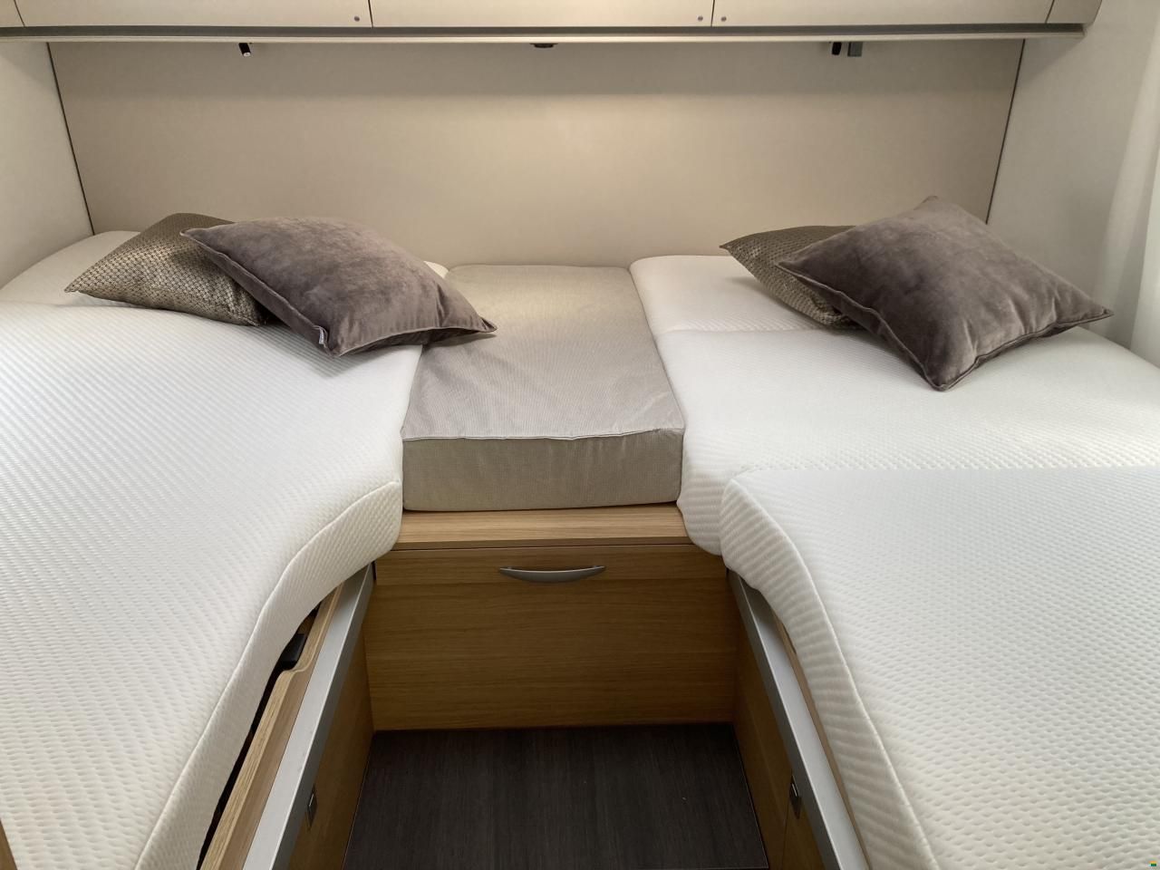 Adria Coral XL 660 SL