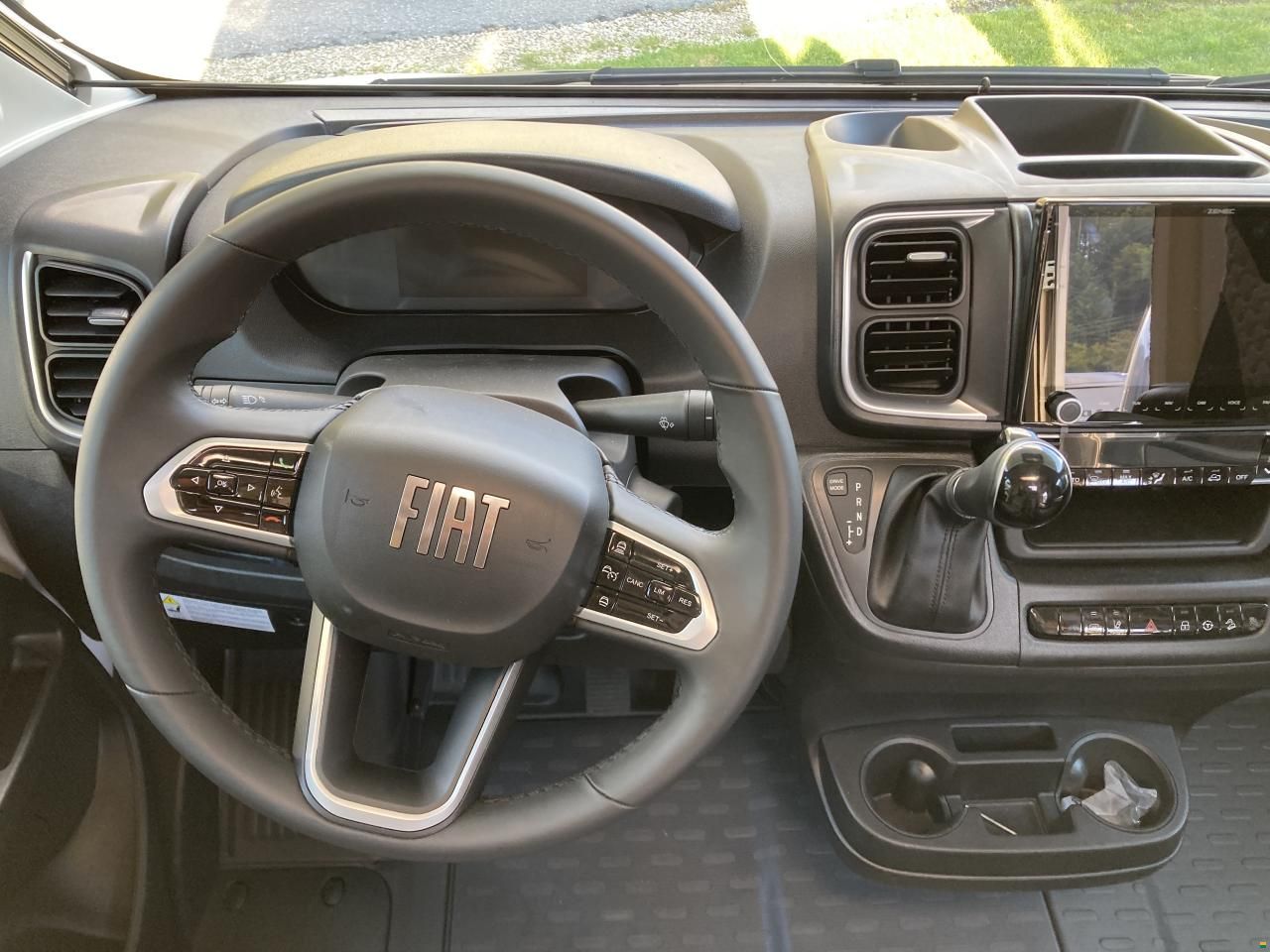 Adria Coral XL 660 SL