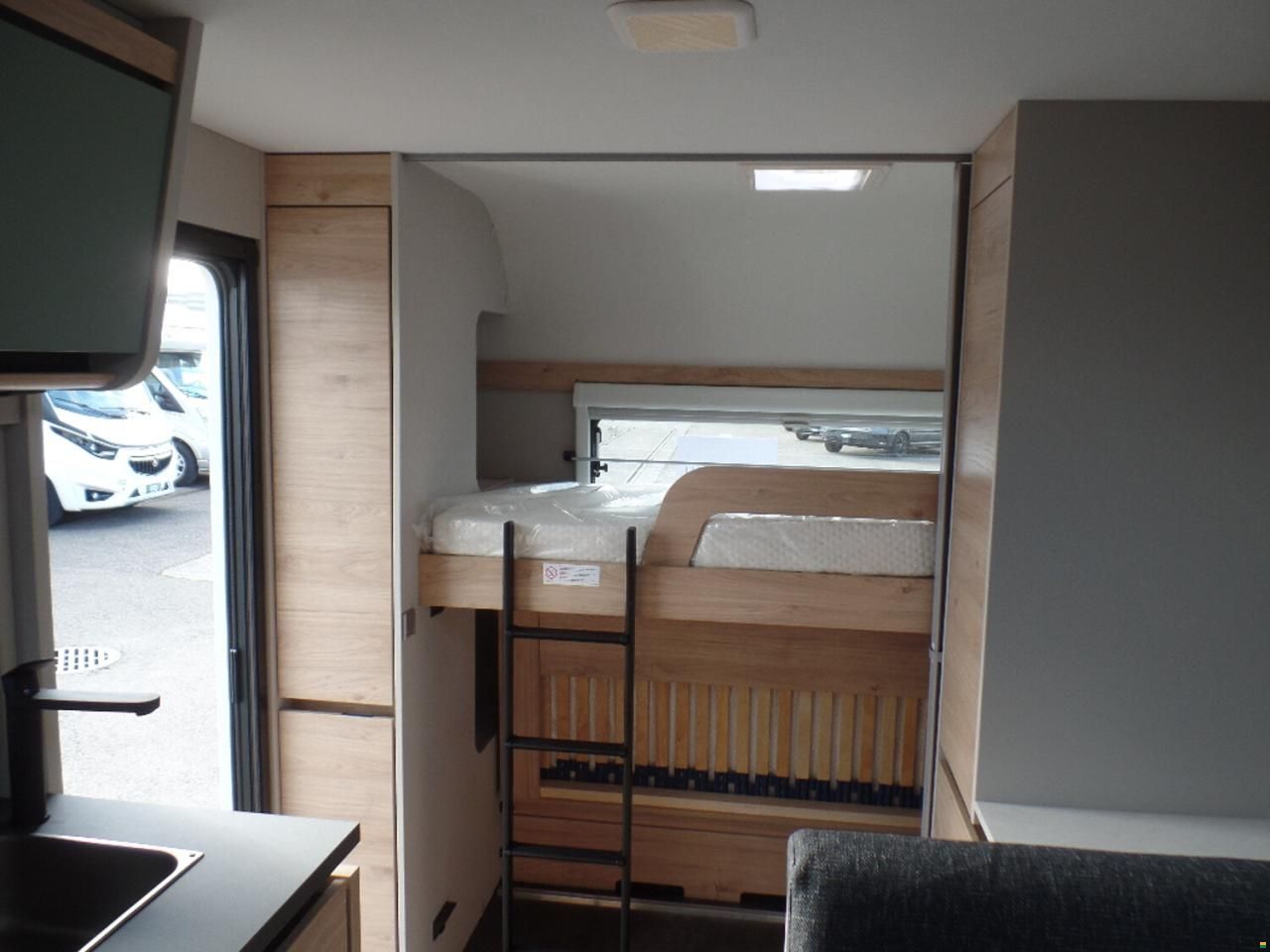 Dethleffs Camper 560 FMK