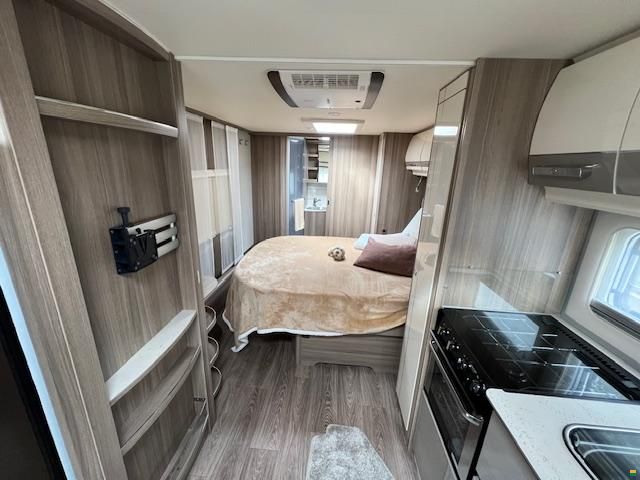 Fendt Tendenza 650 SFDW