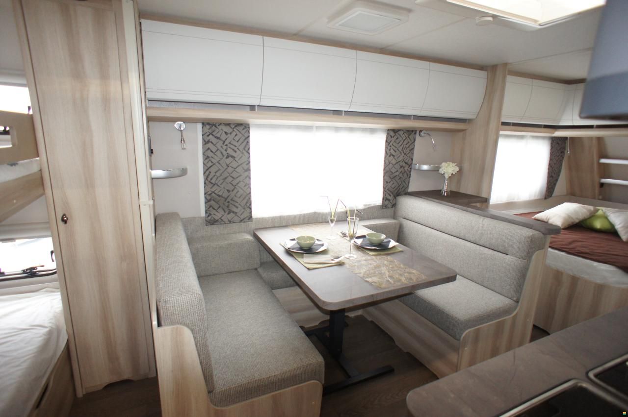 Hobby 560 KMFe De Luxe