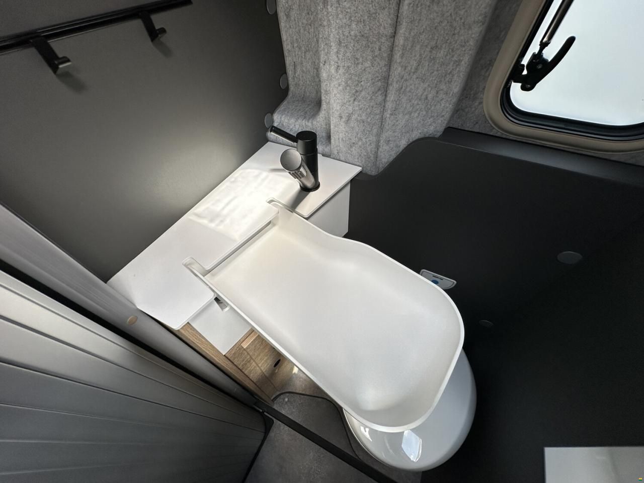 Dethleffs Globetrail Performance 600 DR VW