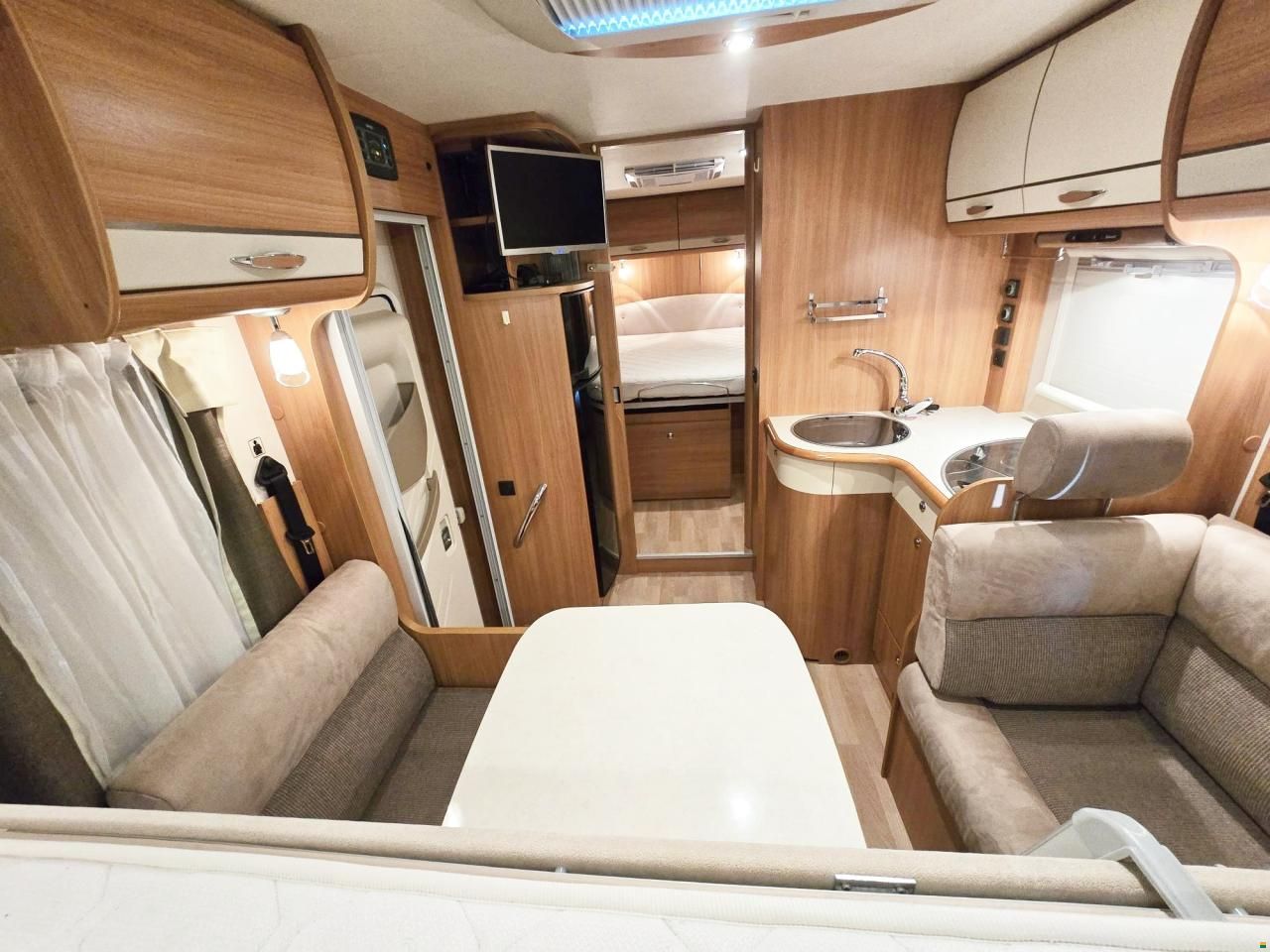 Rapido 890 F LE ANDONNEUR 2.3