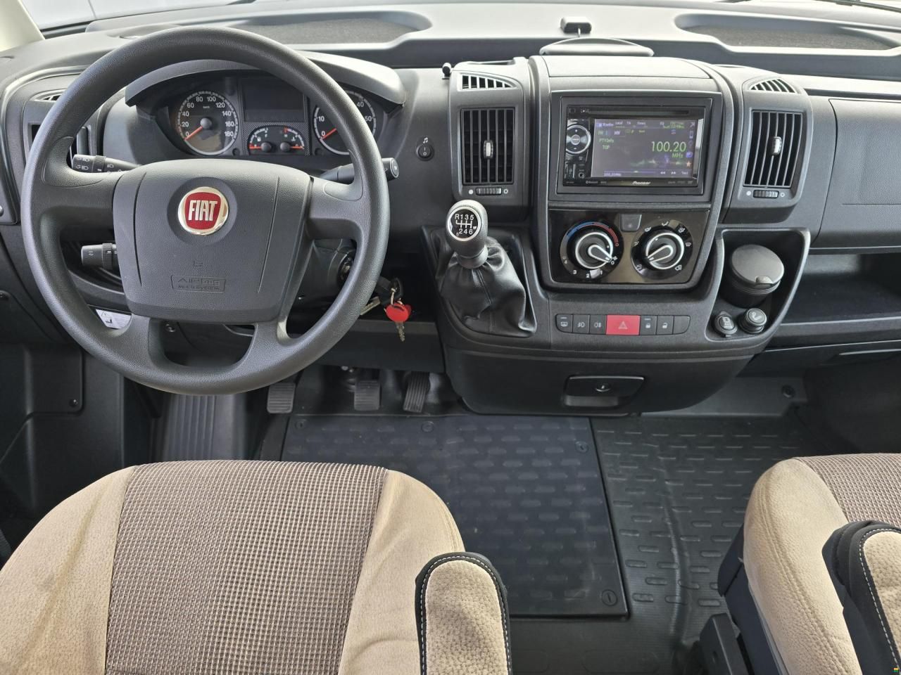 Rapido 890 F LE ANDONNEUR 2.3